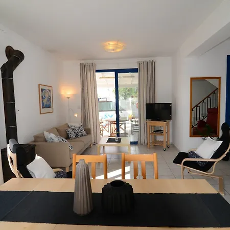 Sea Breeze Villa Argaka